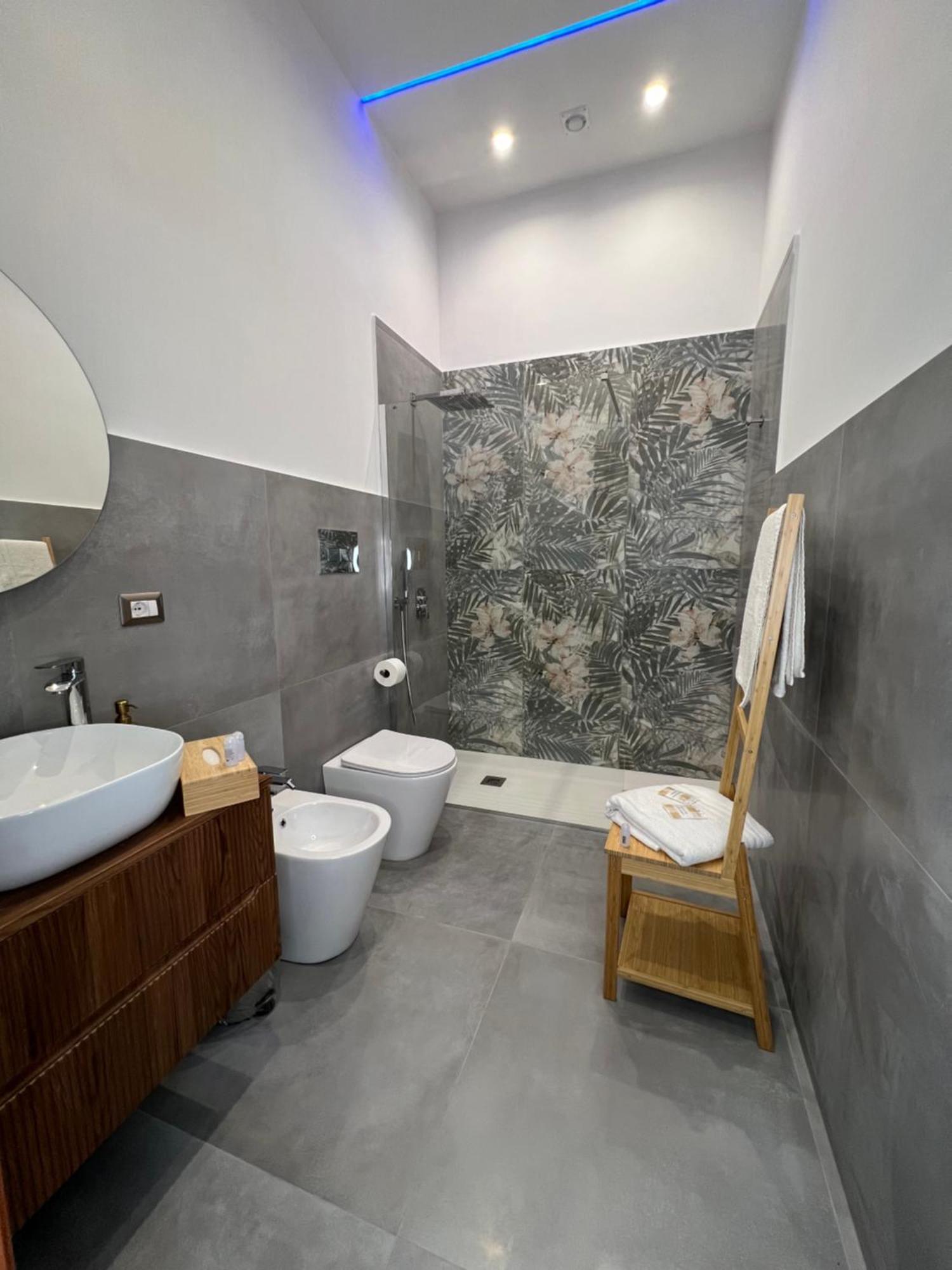 Ninetta A Toledo Appartement Napels Buitenkant foto
